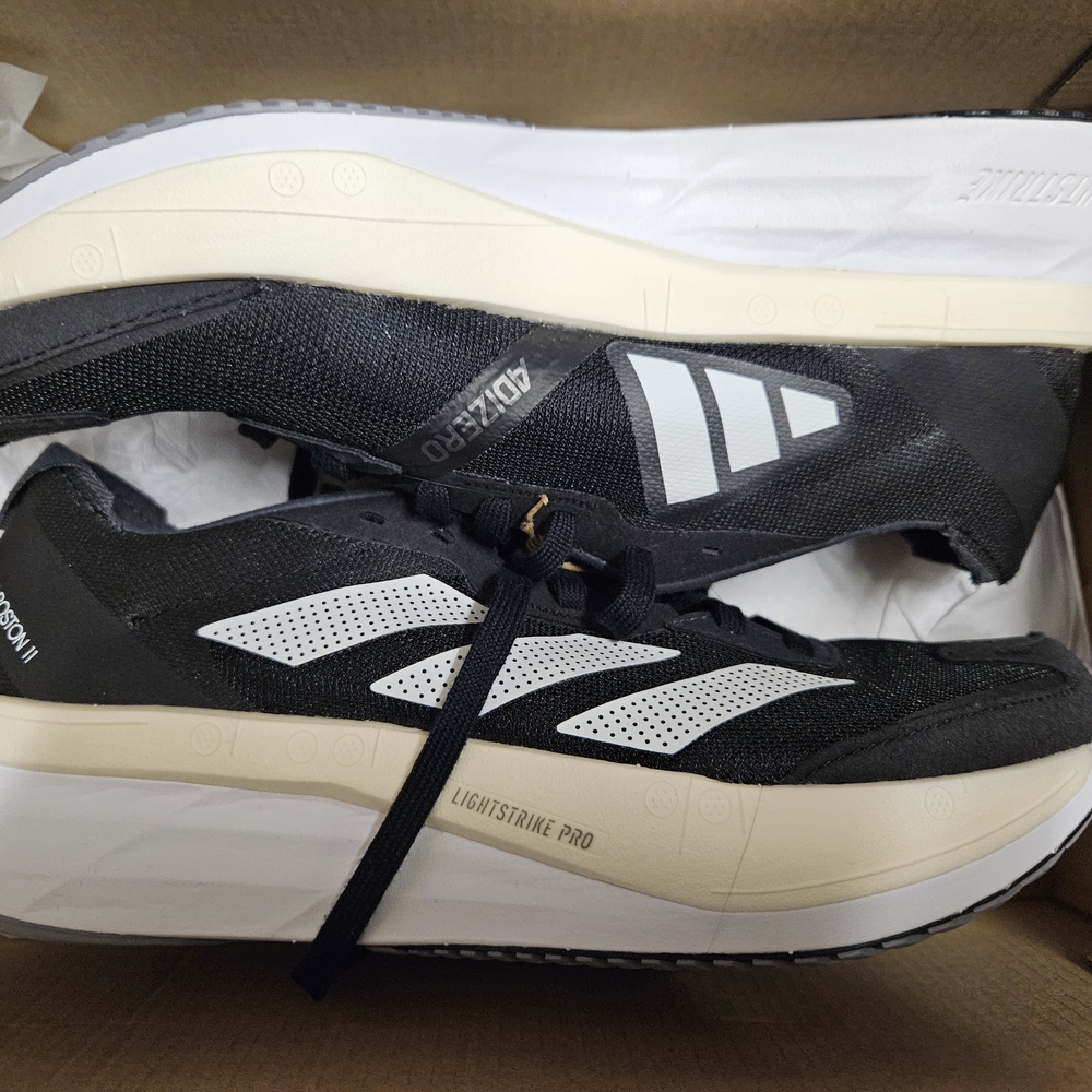 Adidas Woman's Adizero Boston 11 New With Box